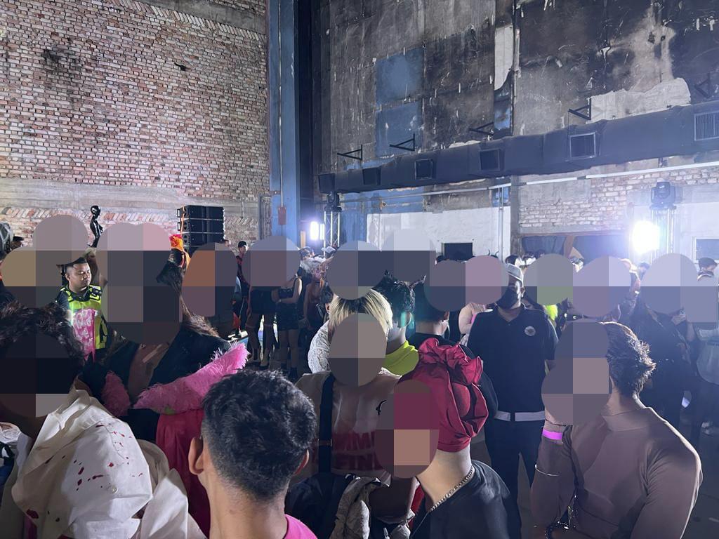 62人出席万圣节派对被查 20人男扮女装被宗教局扣