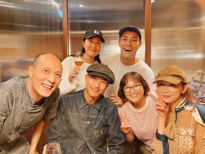 AKIRA放闪赞林志玲 为人母后变更漂亮