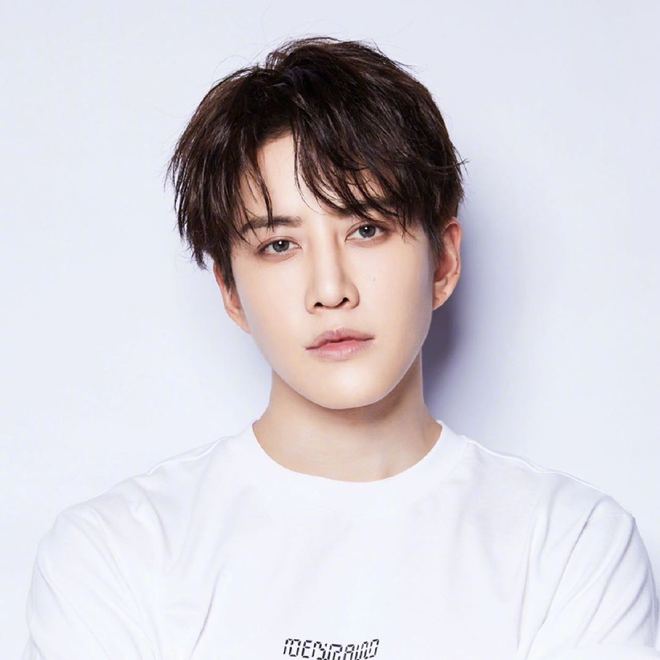  泰星Mike改名吴翊歌  感谢张智霖帮圆梦