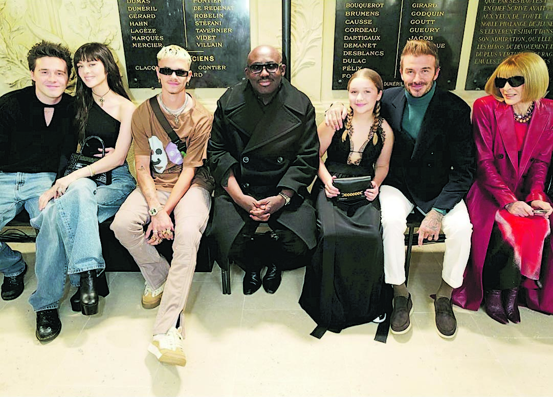 儿媳捧场粉碎不和传闻 维多利亚服装秀谢幕泪崩