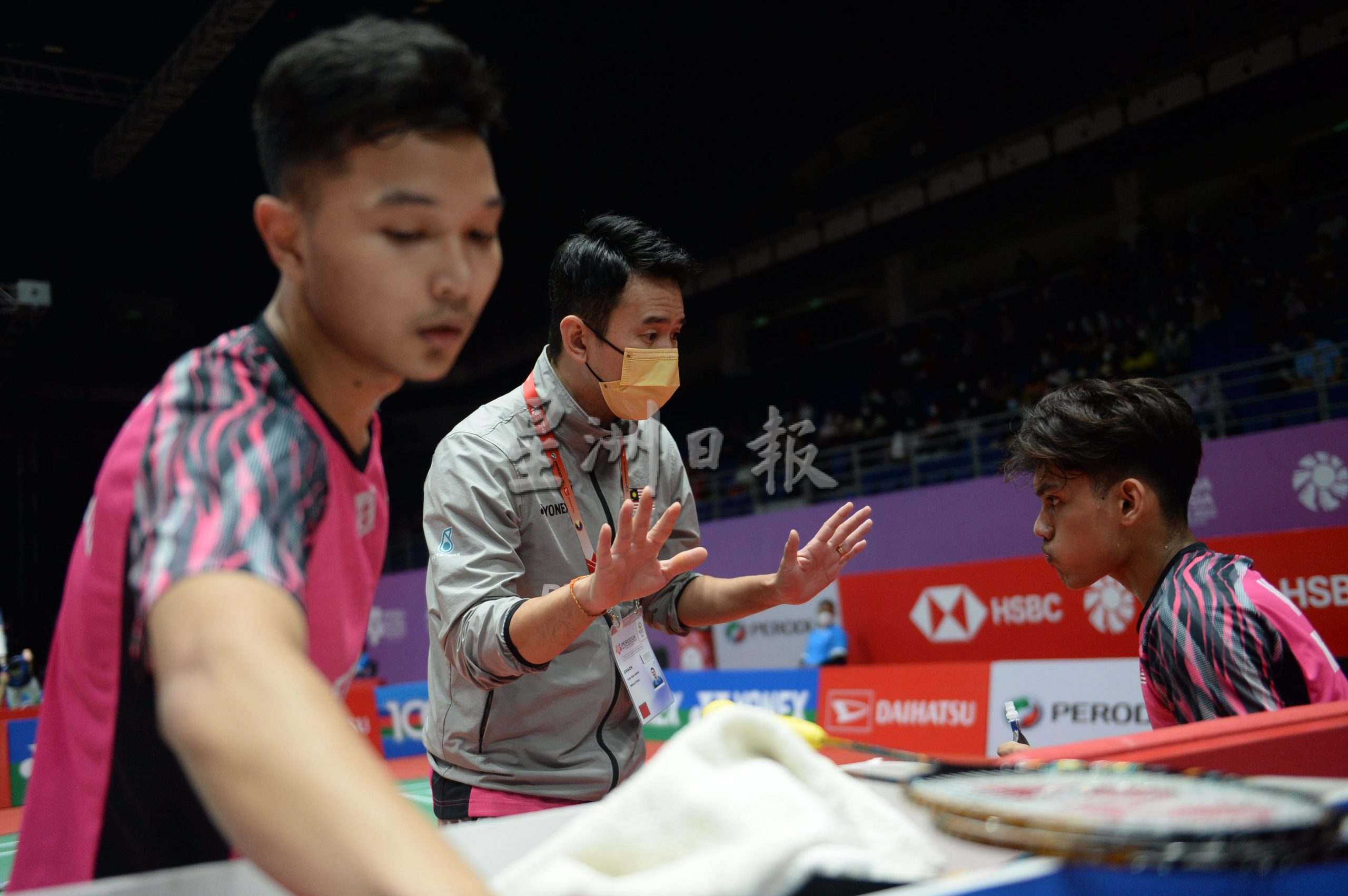 “击败排名更高组合” 斌生盼东海岸组合续前进