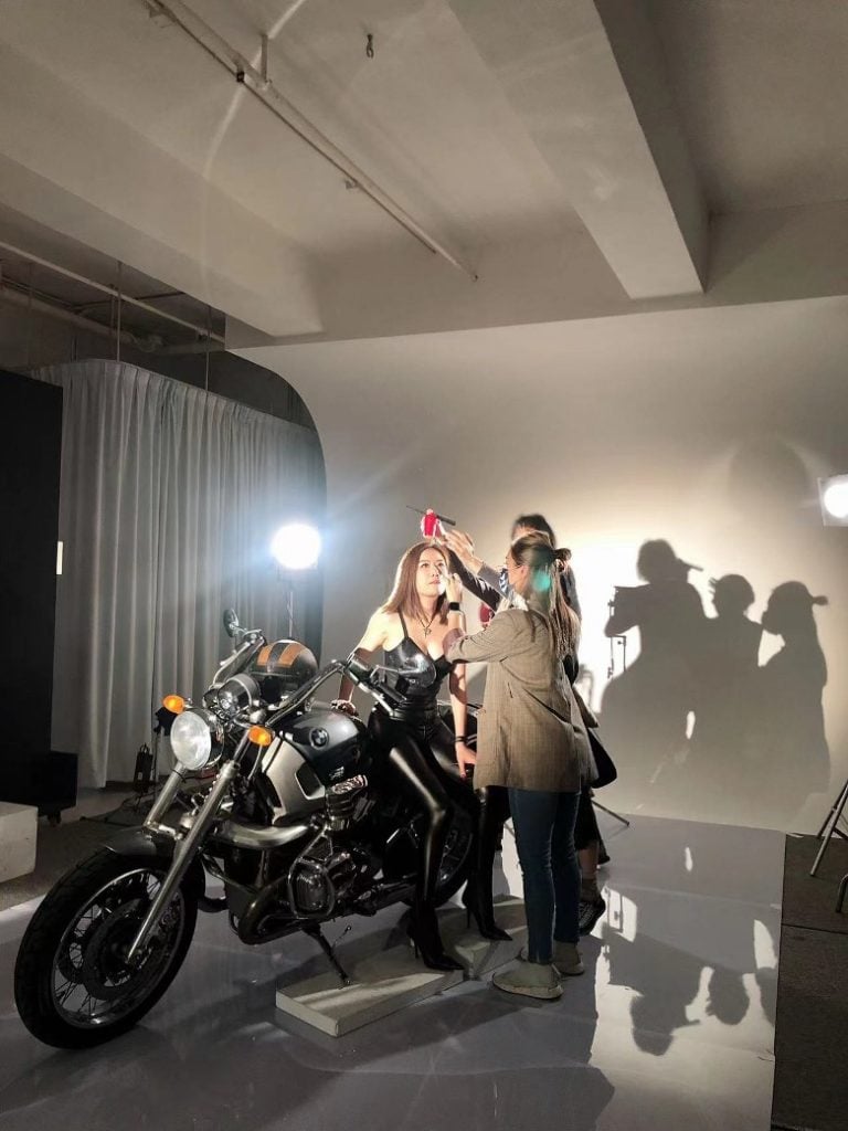 “封胸”前最后一露  张文慈美艳撩人超养眼