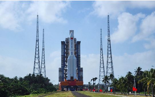 “梦天”实验舱舱箭组合体转运至发射区 将择机发射