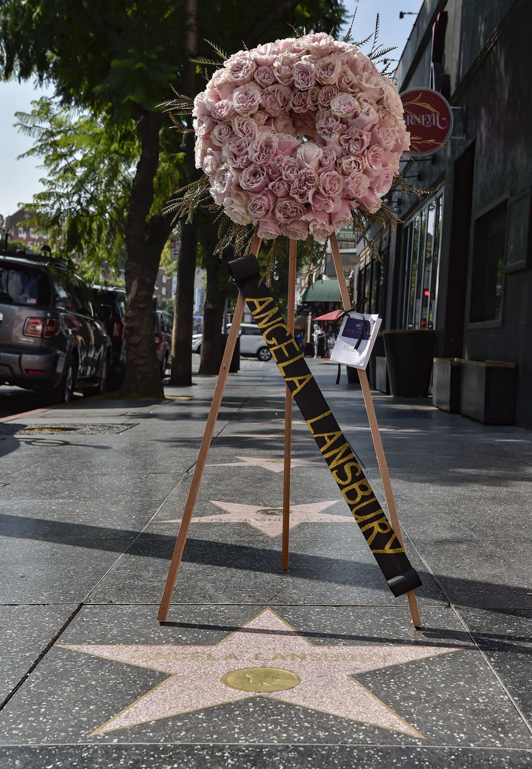 《推理女神探》安琪拉兰斯贝利辞世 享耆寿96岁