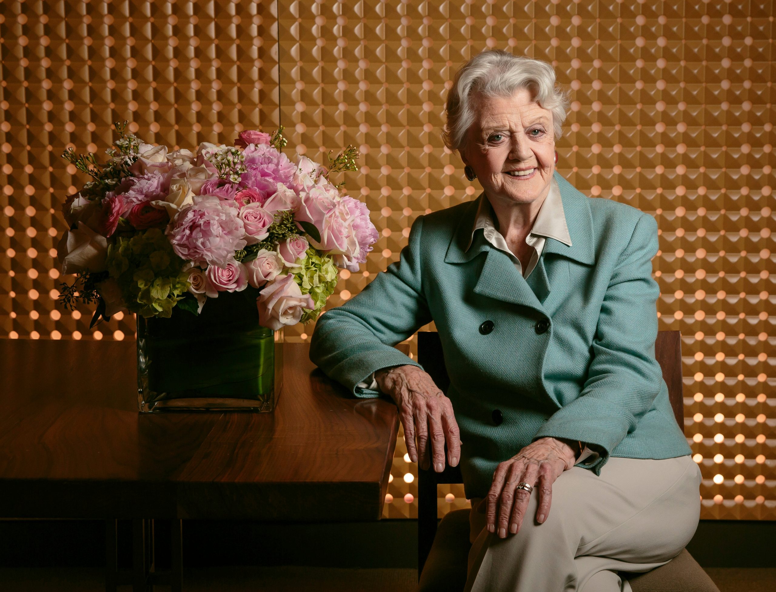 《推理女神探》安琪拉兰斯贝利辞世 享耆寿96岁