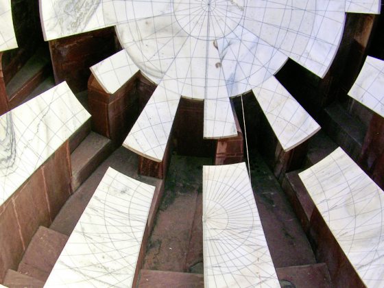 【印度】探世遗之秘，品时刻之妙