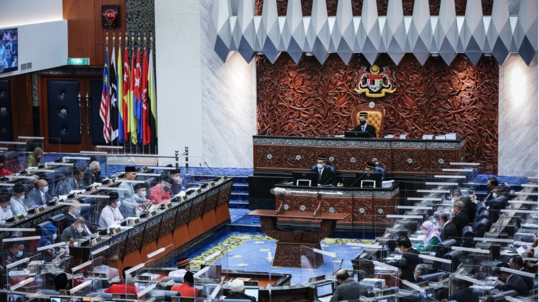 下议院三读通过·Stalk人可被判坐牢3年+罚款