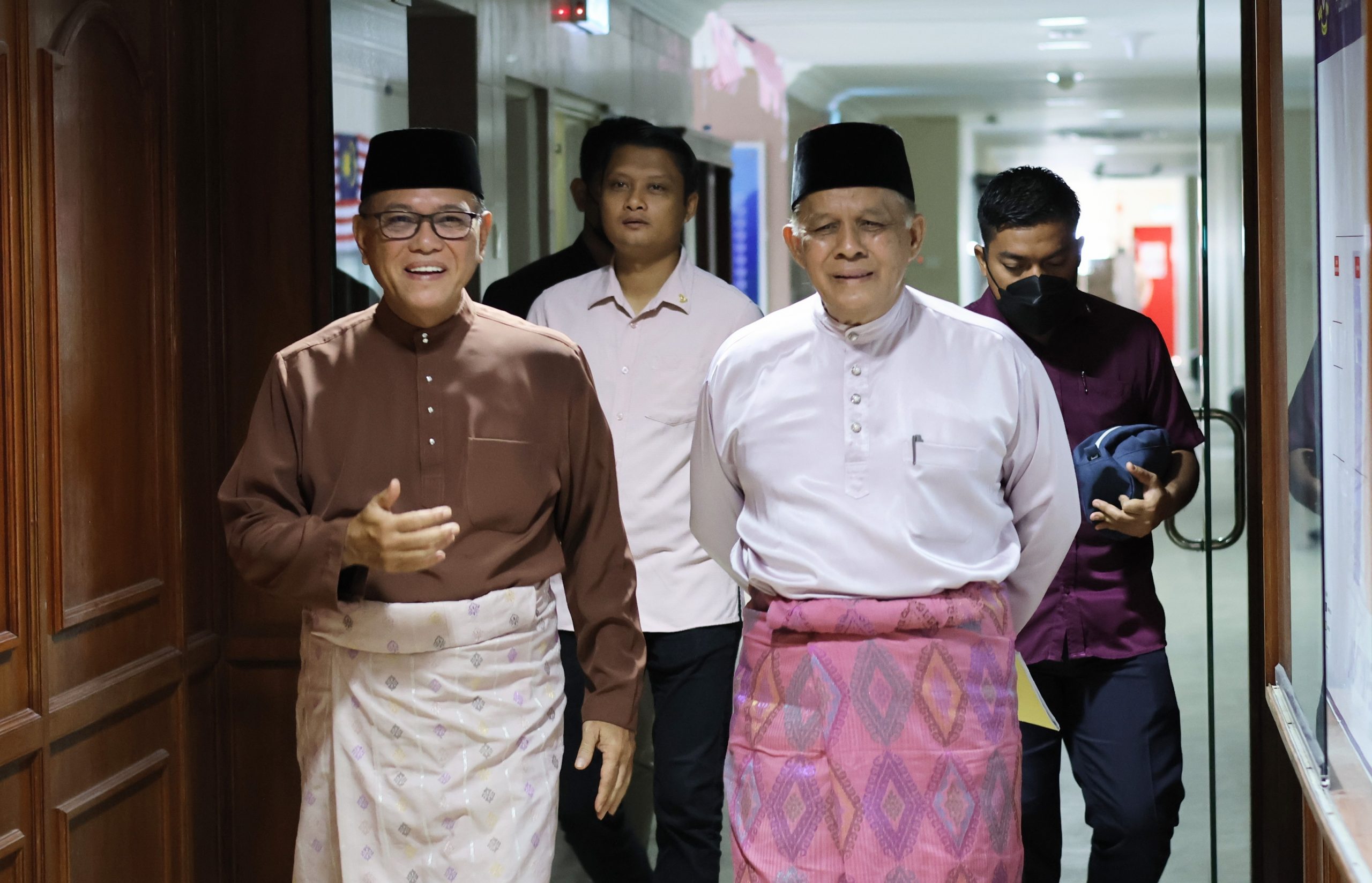 东01：选战温度计：彭州议会解散