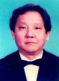 东02:丹州巴西富地开智华小校长欧瑞玲指出,该校85%的学生,家里都没订阅报纸,她因此希望学生能够从星洲日报“学生阅报计划”这项赞助报章的活动中获益良多。