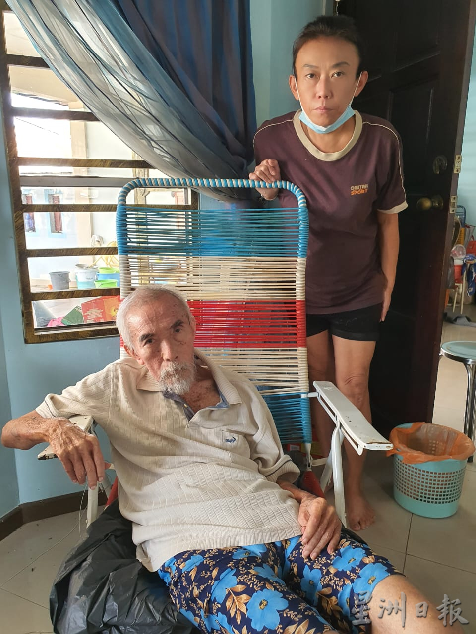 星洲基金为文冬3户穷苦人家统筹