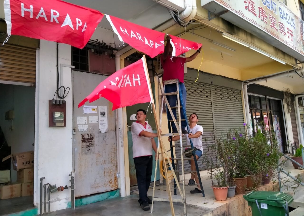 东：随着国会和彭亨州议会解散大选来临，文德甲行动党已经开始投入积极备战状态。