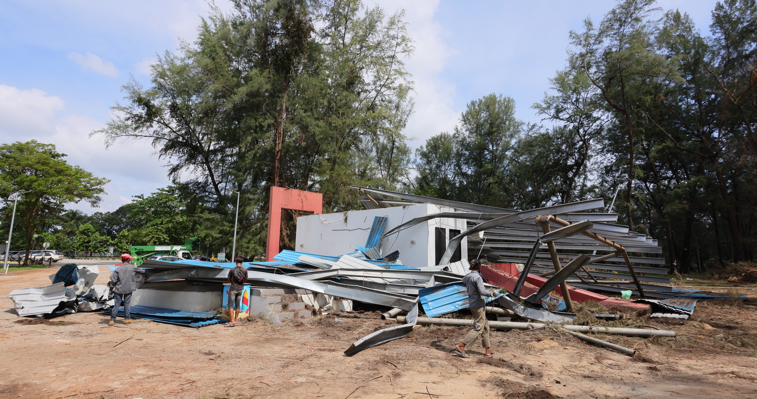 东:雨季降临,车主购买汽车天灾险