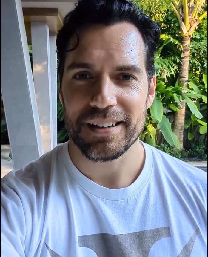 亨利卡维尔官宣回归演超人 “希望曙光重燃!”