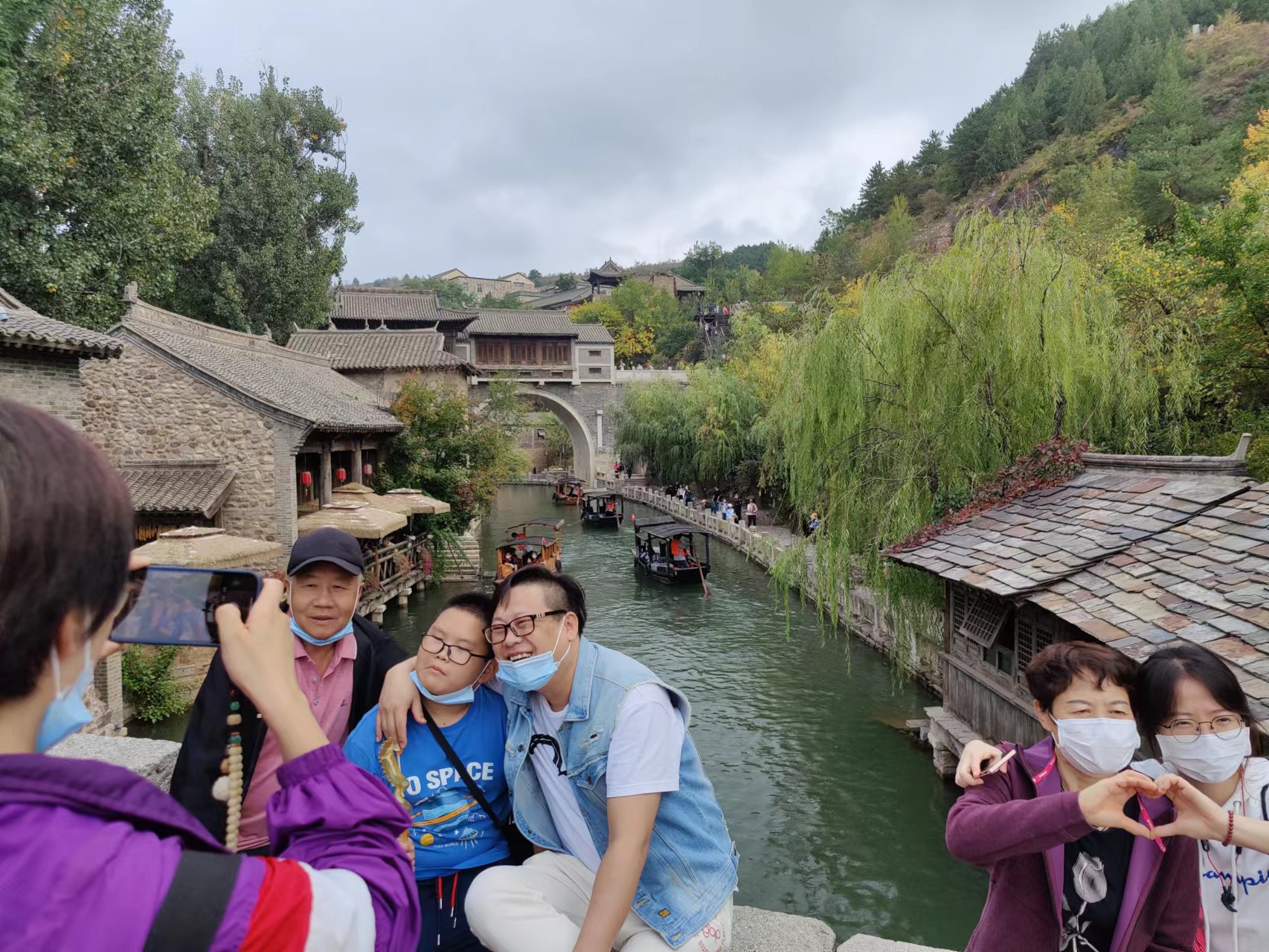 京非昔比/ 国庆游古北水镇 风景如画人潮如涌