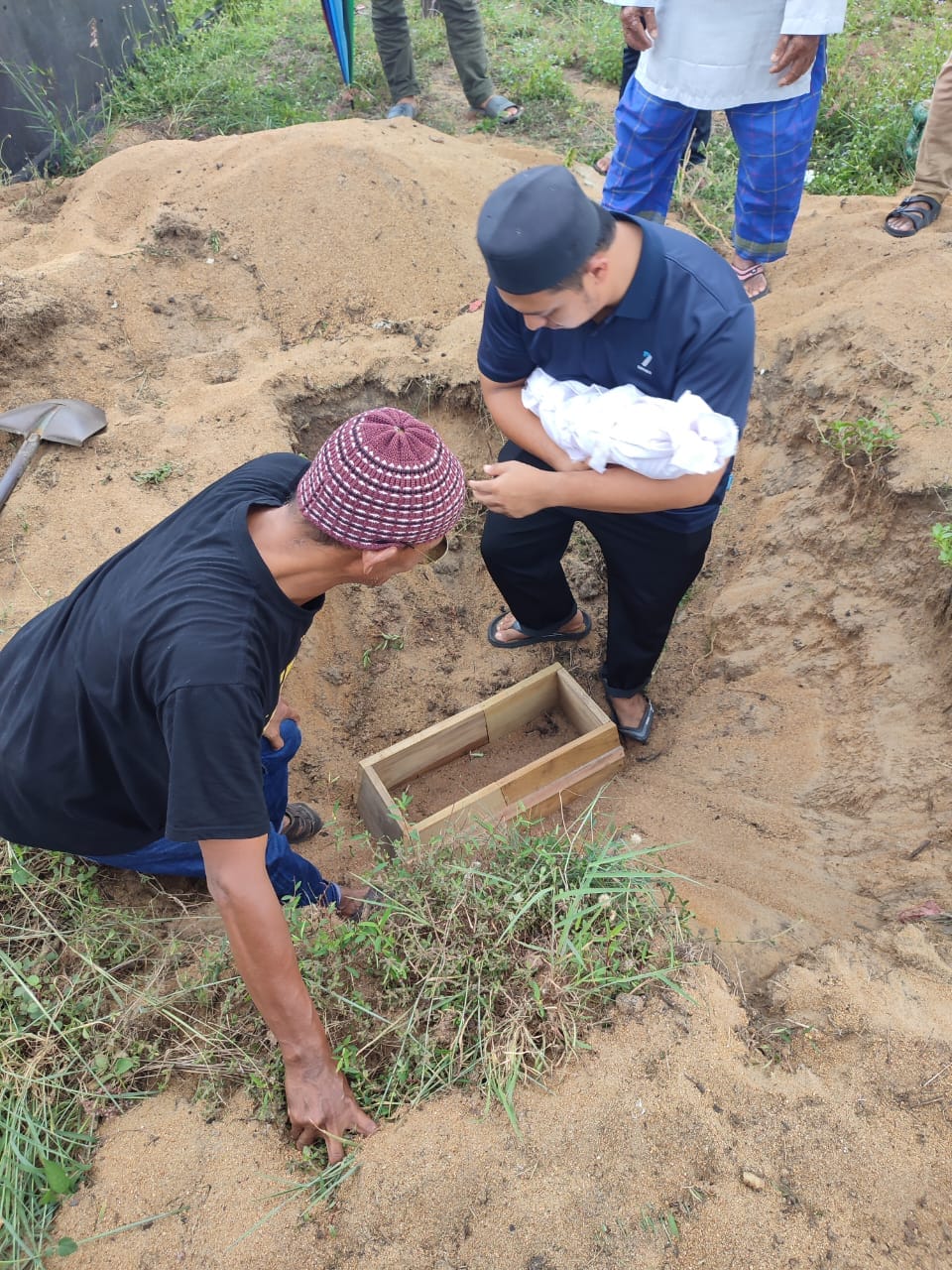 仅3天的母女情 “宝宝呼吸三下就走了”