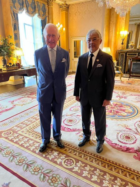 元首拜会英王查尔斯 谈及马英双边关系