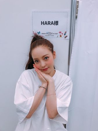 具荷拉前任不愿赔款上诉 渣男行为惹怒家属