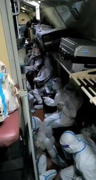 内蒙转运大学生包头拒收? 火车上挤满近千“人球”