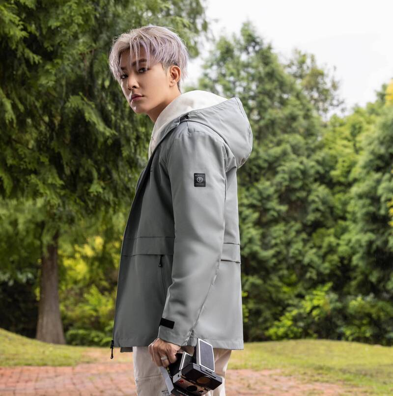 凌晨5.9地震 炎亚纶吓坏围浴巾想冲出门