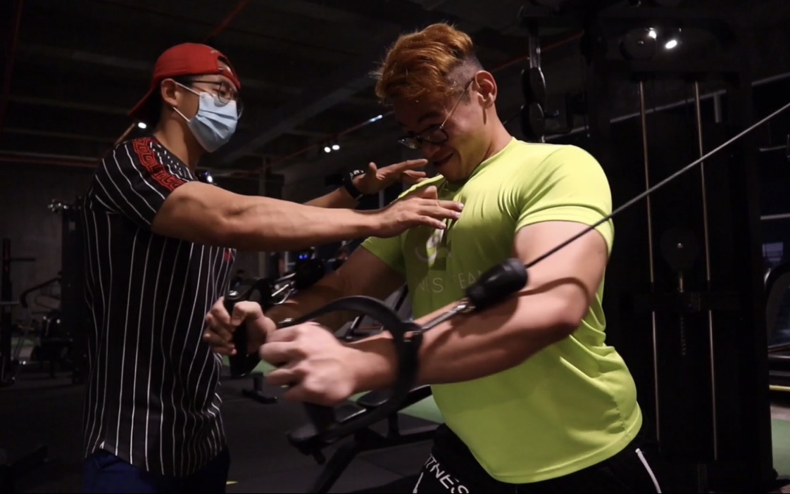 減重,加油!(大北馬)140++公斤大胖子嚴重自卑,李宜聲健身減肥變健美先生