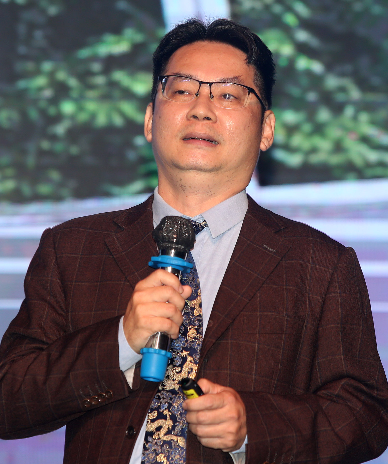 华研2022年至2024年度董事会