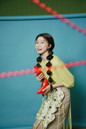 压力大到头发快掉光  蔡恩雨被医生禁言2周