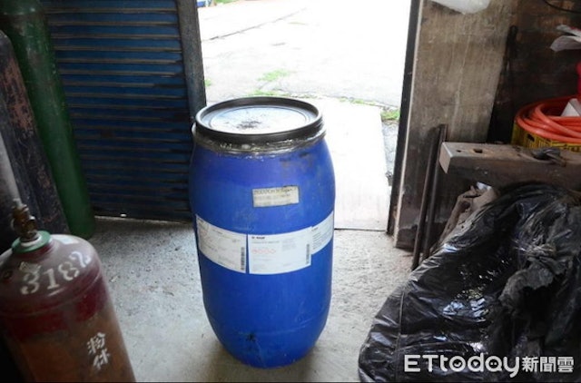 台湾7年内发生6宗桶尸案 死者遭锁铁桶窒息亡 情侣杀老板娘溶尸