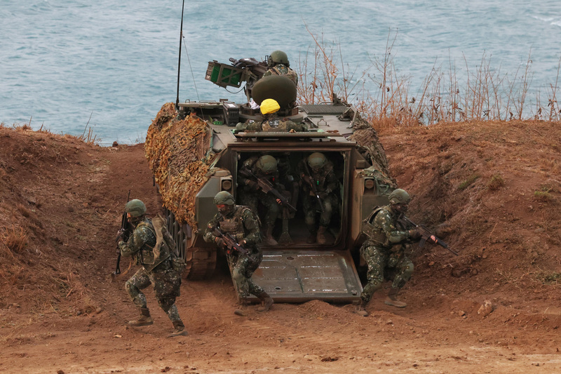 台湾澎湖部队实弹射击操演 反制解放锁台登陆威胁