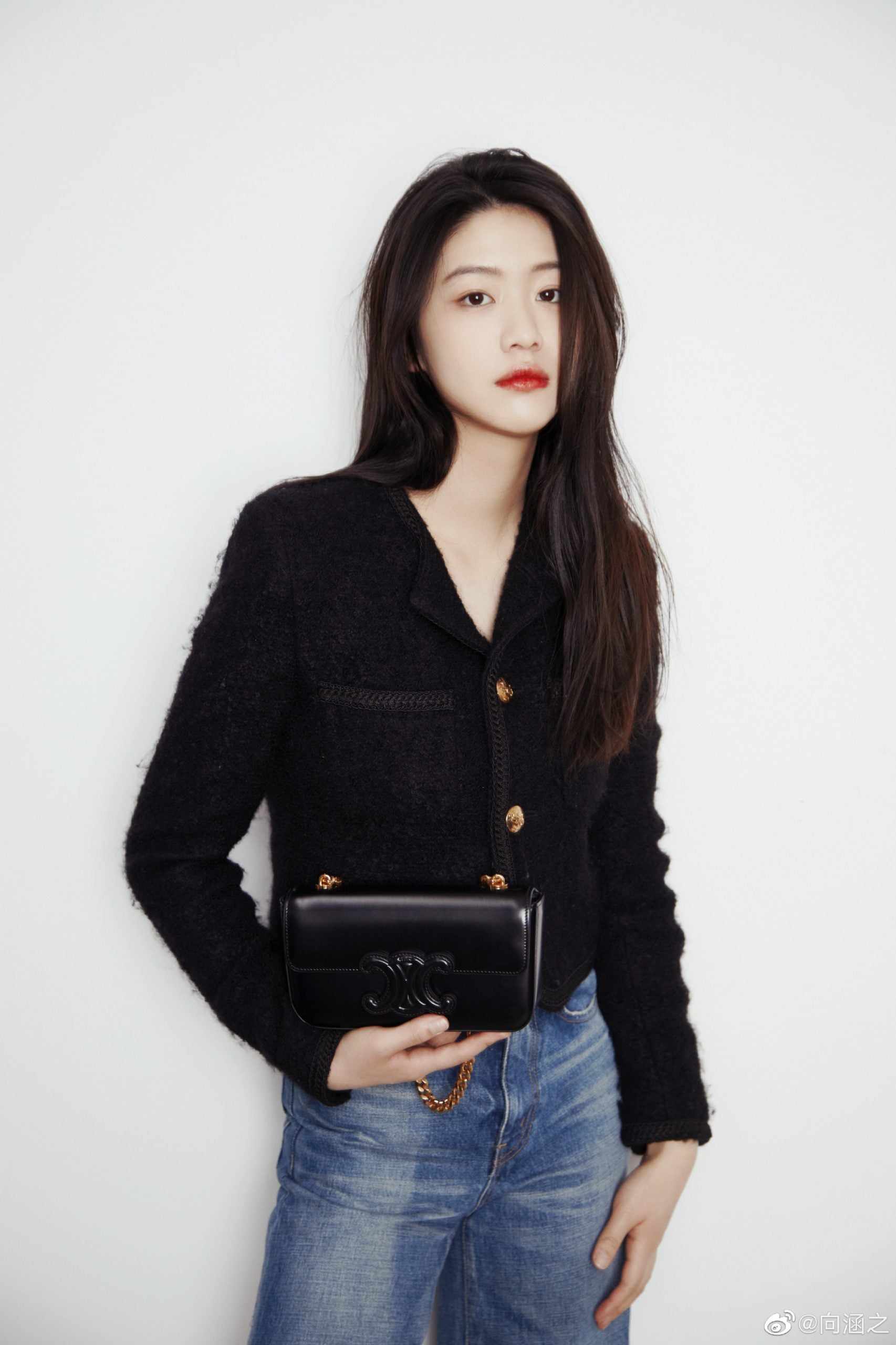 向涵之晒视频自称“不是恋爱脑” 遭酸又蹭吴磊热度