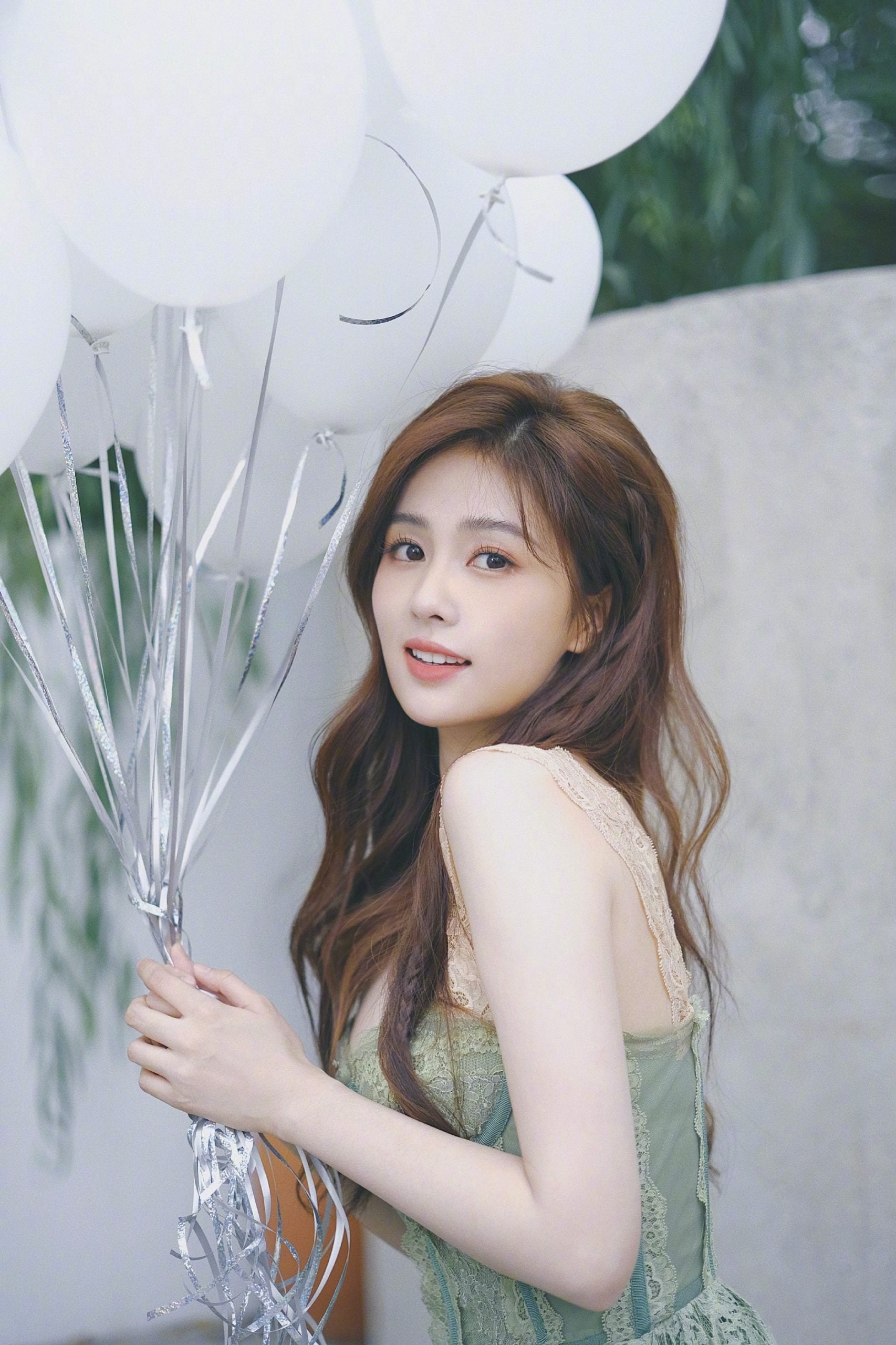 否认和王鹤棣抢番位 白鹿老板于正反击：太low