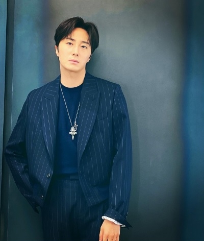 哀悼梨泰院惨剧｜金在中哭着取消个唱　丁一宇见面会急喊卡