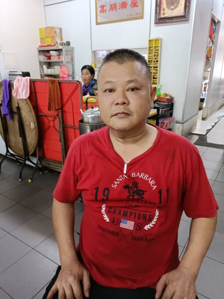 大都会3:合法临时市集,挡店阻街占车位