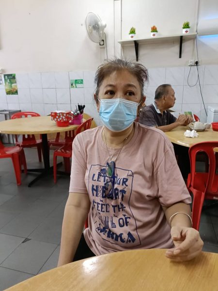 大都会3:合法临时市集,挡店阻街占车位