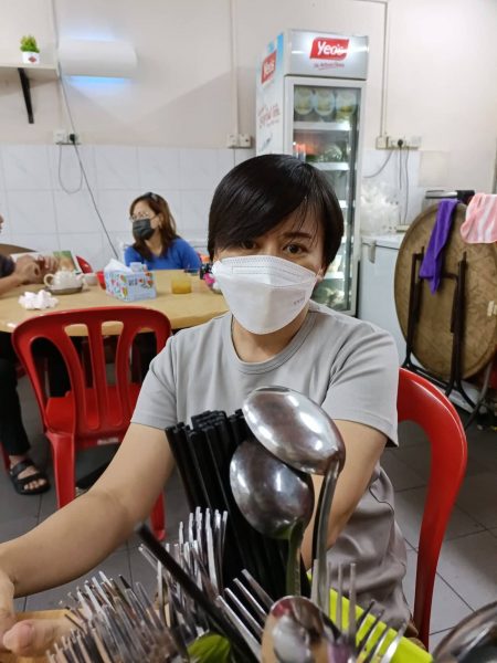 大都会3:合法临时市集,挡店阻街占车位