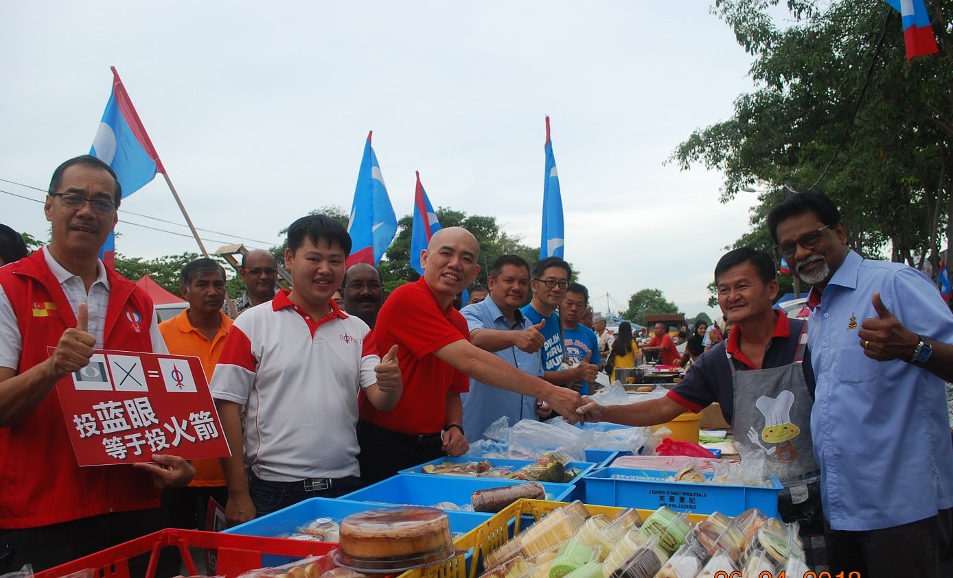 大都会/封面/州议员为国席候选人助选 11图