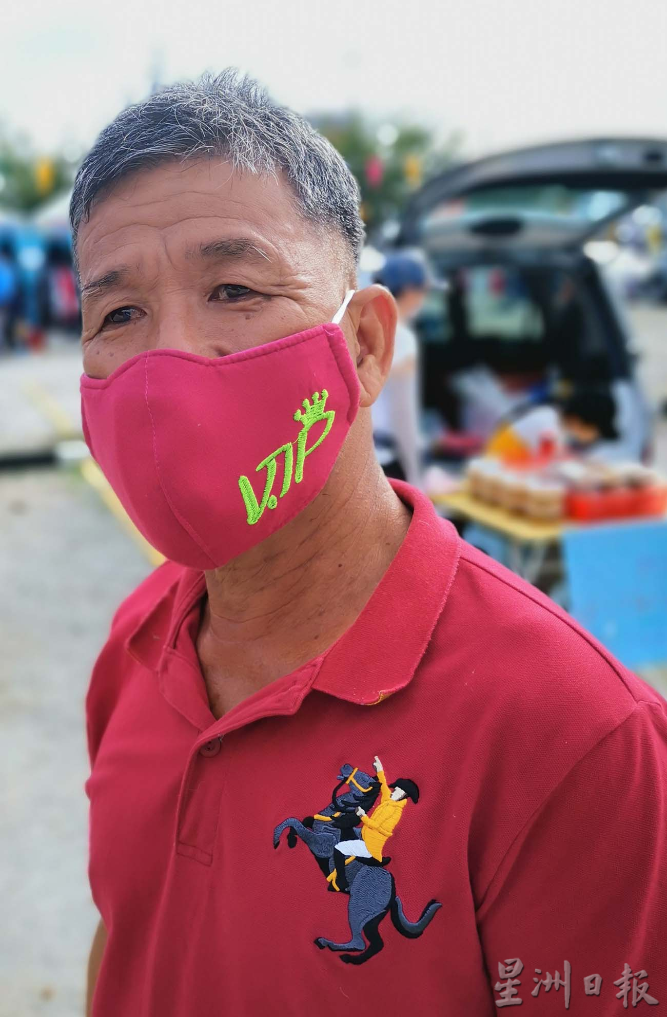 大霹雳时事焦点/棕果价下跌逾半收入锐减 小园主近无利可图