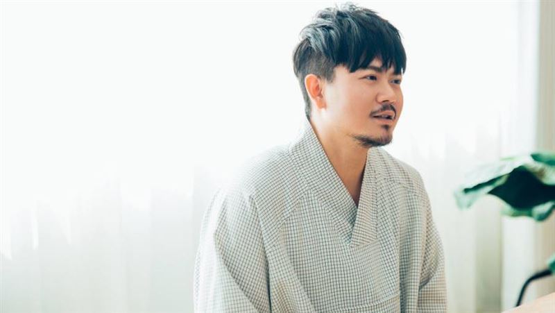 大马歌手丘沁伟吸毒又被逮　穿内裤躲厕所大叫