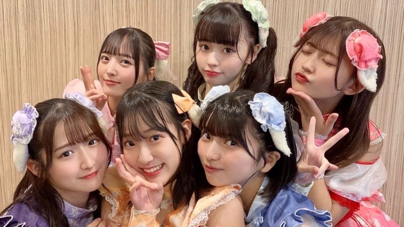 女偶像厕所受困1小时 获救泪崩：好可怕