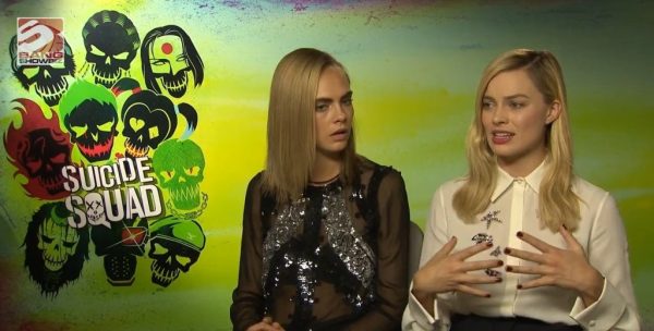 好友卡拉被狗仔追拍 玛歌罗比跳车保命爆争执 