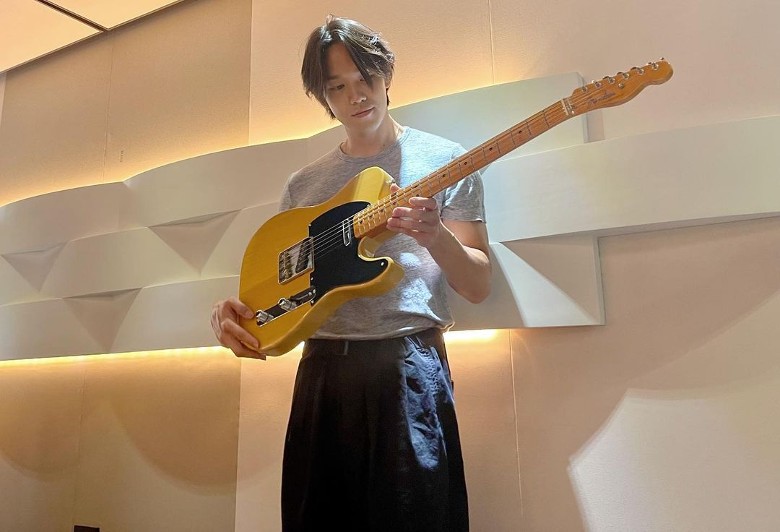 孔晓振升格人妻 晒照甜喊“我的唯一”放闪