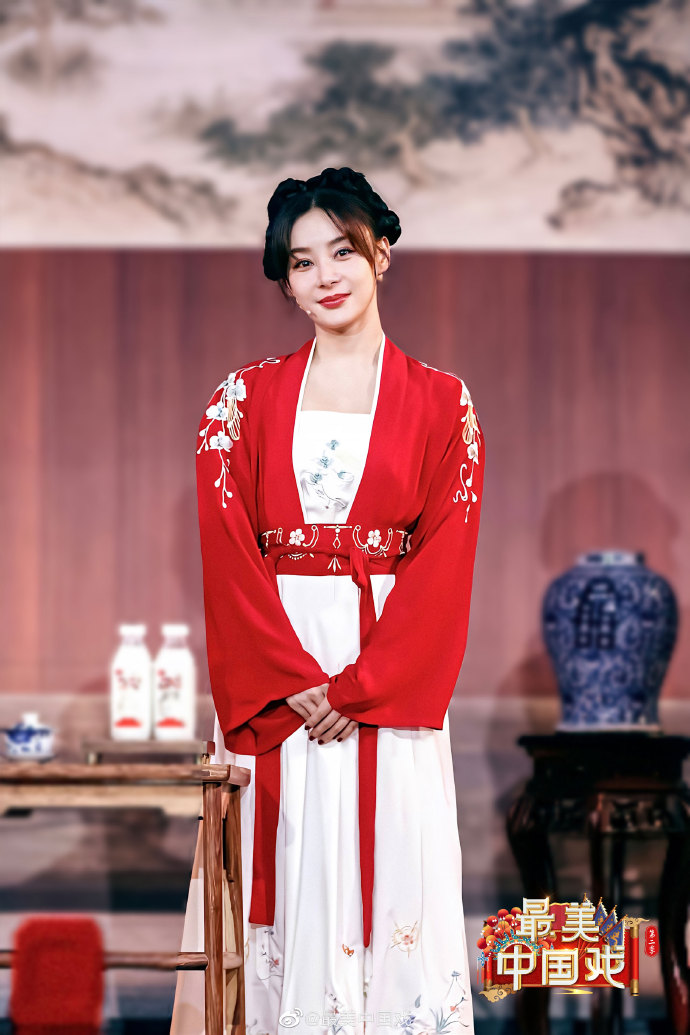 容貌大变被疑整容 袁姗姗：我都认不出