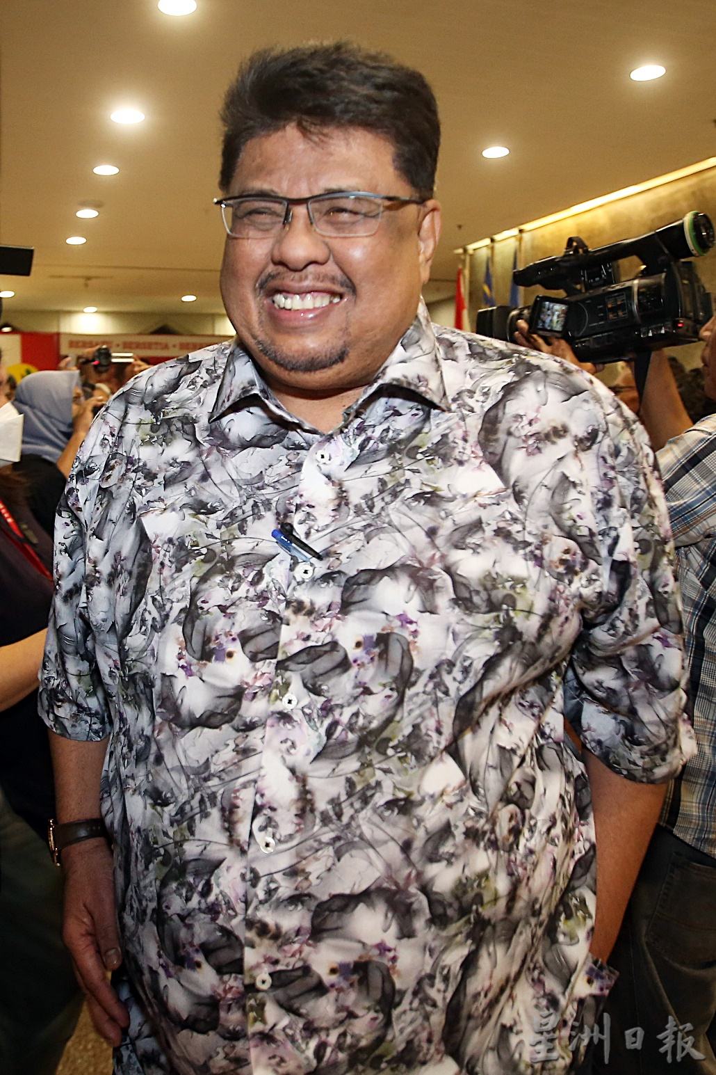 巫统政治局会议重点·要以好成绩赢大选!