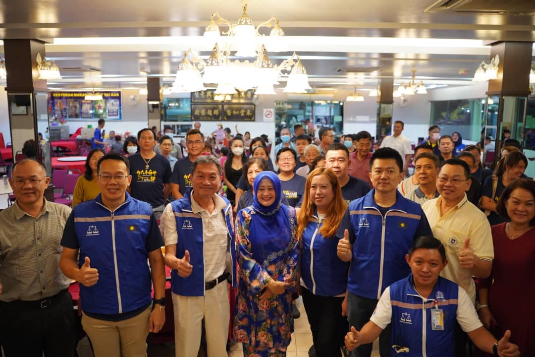 莎哈宁拟16发展计划为竞选宣言!