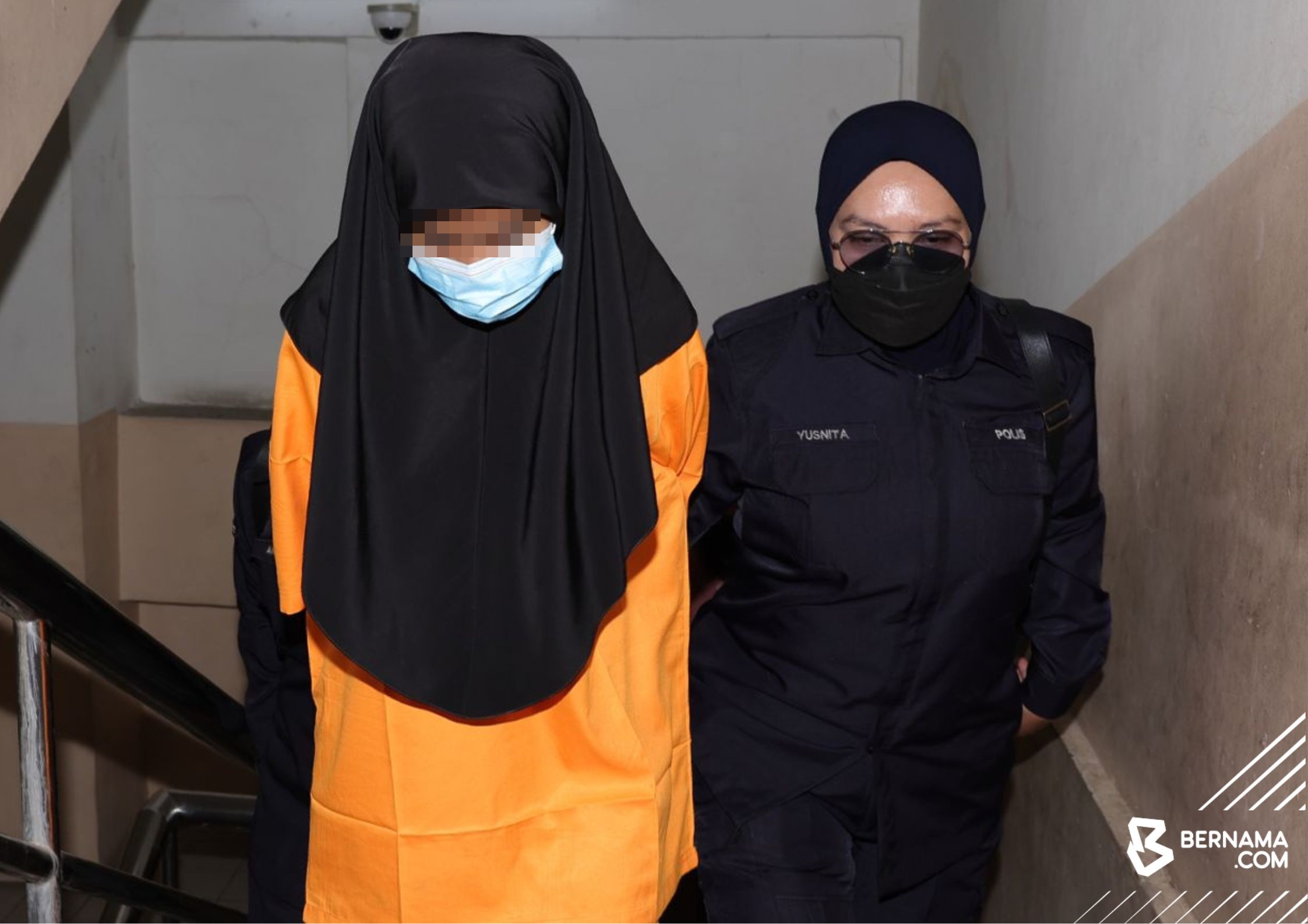 **已签发**全国:掷刀泄愤致死弟弟,18岁姐姐被警带往法庭申请扣留