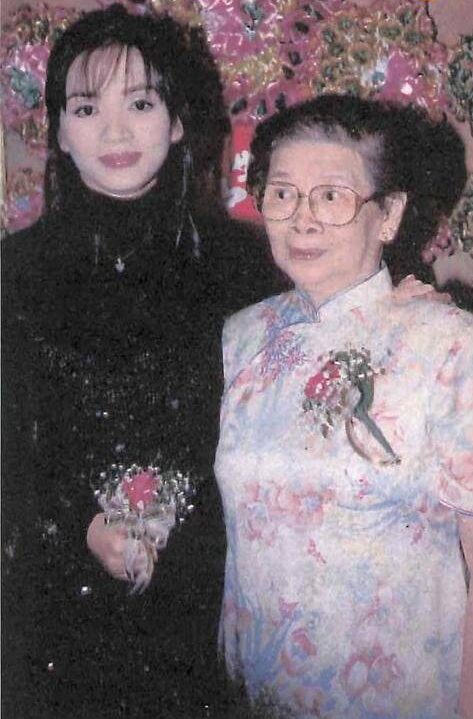 开心获梅艳芳报梦 梅妈曝明年百岁大寿心愿