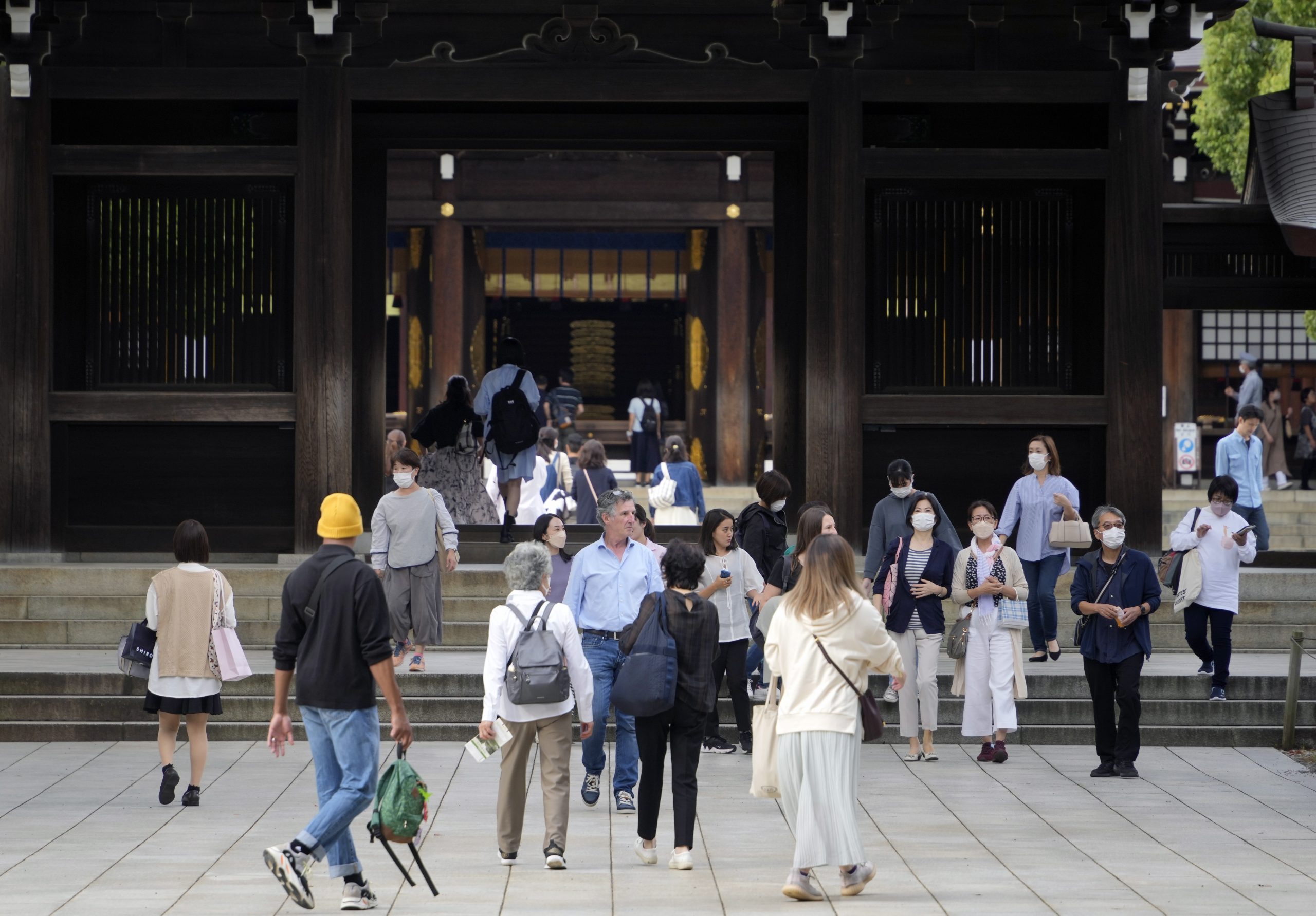 开放自由行 预订爆满 日旅业复苏 喜忧参半//主/头
