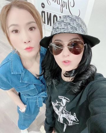 张文慈叹很久没买名牌袋  张柏芝二话不说豪送2个