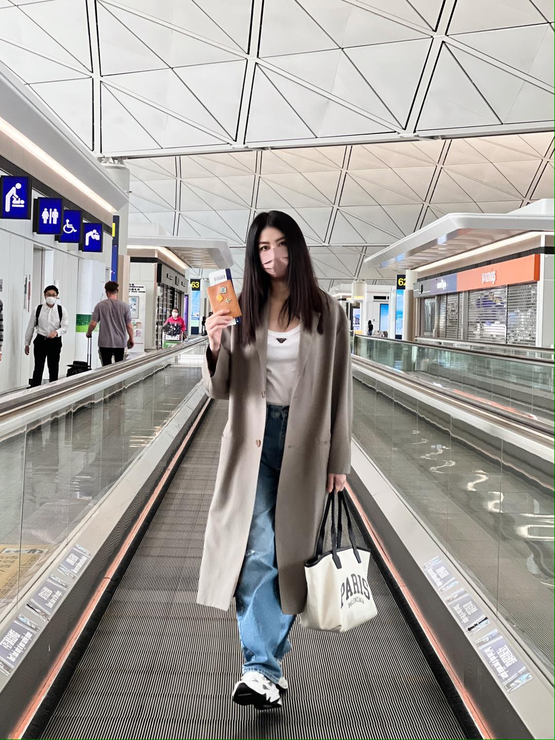 张松枝晒23年前MV旧照 陈慧琳自侃“我们吃了防腐剂”