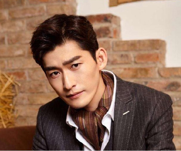 张翰事业要凉？   被曝常驻综艺镜头被删