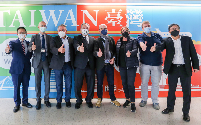 德国会跨党派访团清晨抵台 将晋见蔡英文展开交流